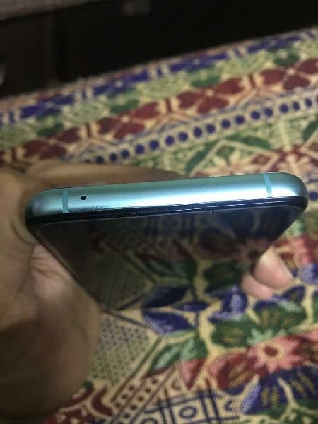 one plus 8T lush condition 2