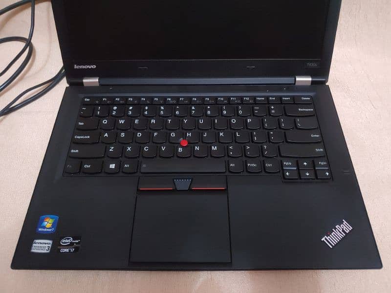 Core i7 3rd generation Lenovo t430u 4gb+128gb ssd (Without Battery). 2