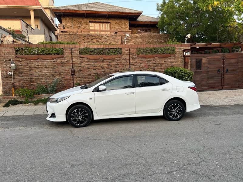 Toyota Altis Grande 2023 13