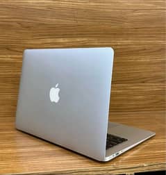 Apple MacBook Air 2017 | 256GB SSD