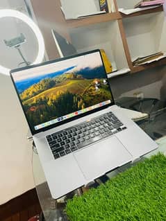 Apple MacBook Pro 2019 (15 inch) | Core i9 | 16GB RAM | 512GB SSD