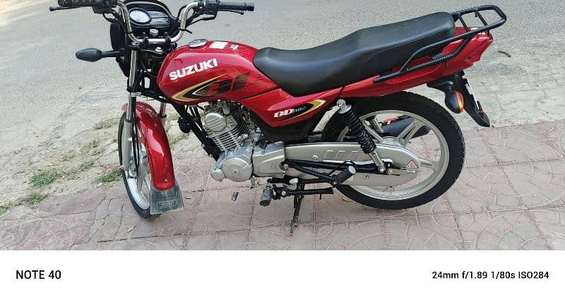 Suzuki gd 110s 2023model 12000 km perfect condition 4