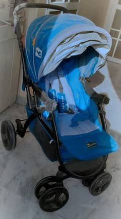 Cool baby stroller in blue colour