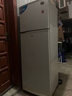 LG refrigerator for sale in good condition