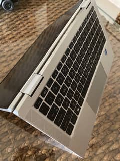 HP EliteBook x360 1030 G8