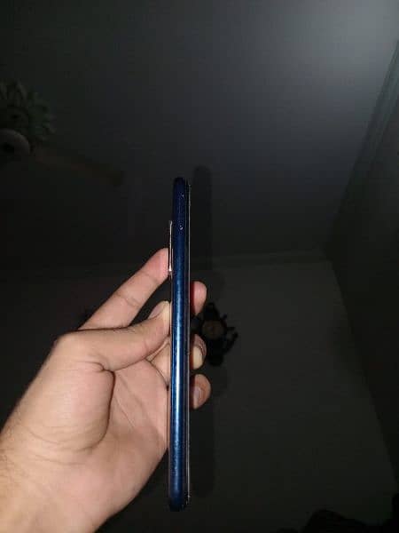 Vivo y12s | urgent sale | with box 7