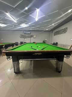 2 SNOOKER TABLE 10/10 condition