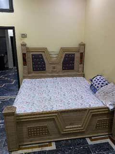 King Size Bedroom Set For Sell