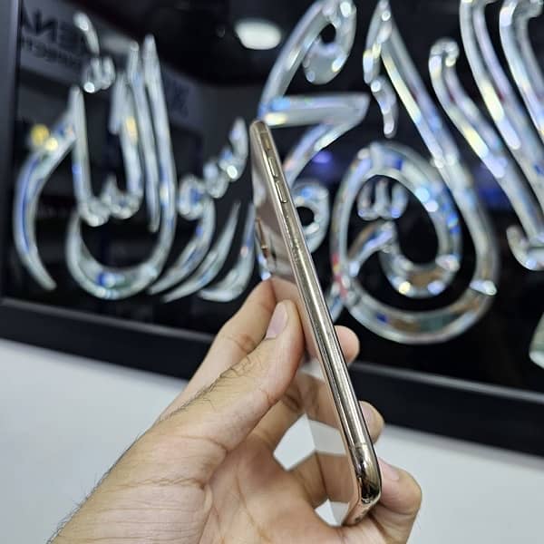 Cellarena Apple iPhone Xs Max Approved 3