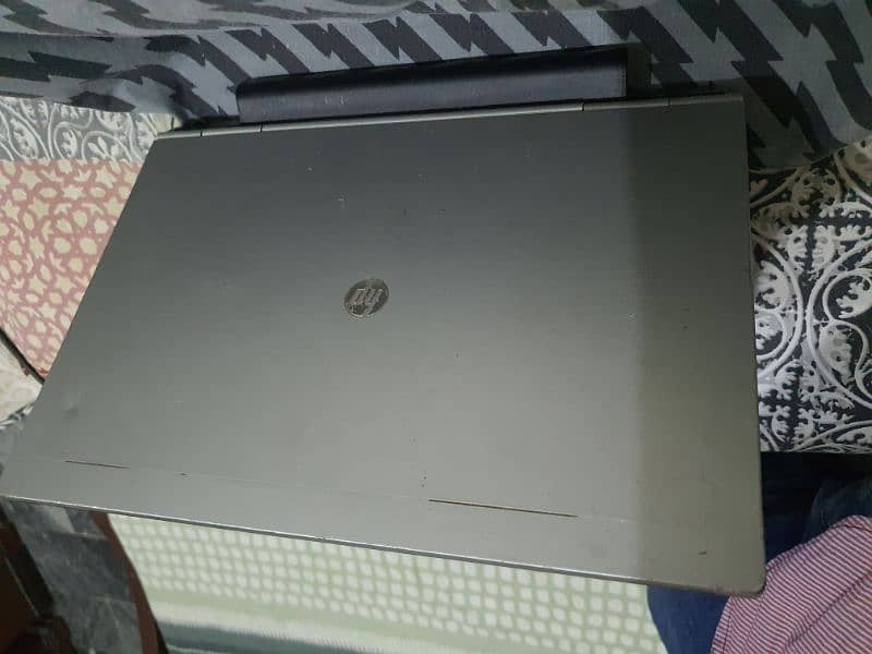 HP elitebook 2560p 2nd gen i5 4gb ram without hdd 4