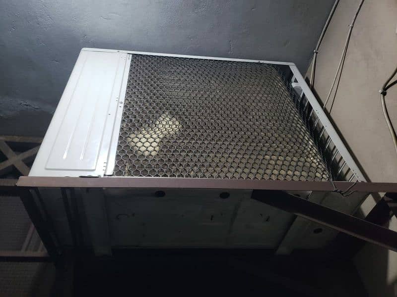 Gree 1.5 Ton Split Ac 100% working chilled 8