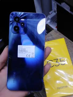 realme 35