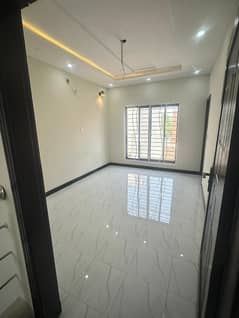 5 Marla Brand New house For Rent In Park View City Lahore.