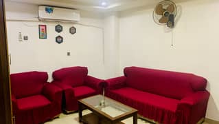 One bed fully furnished apartment available for Rent short term