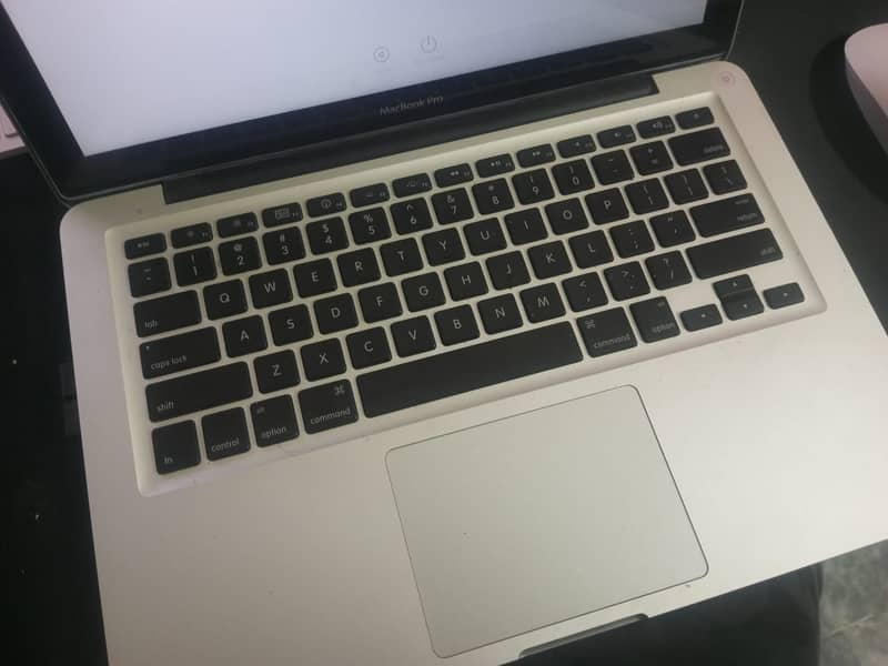 MacBook pro mid 2010 13 inch 0