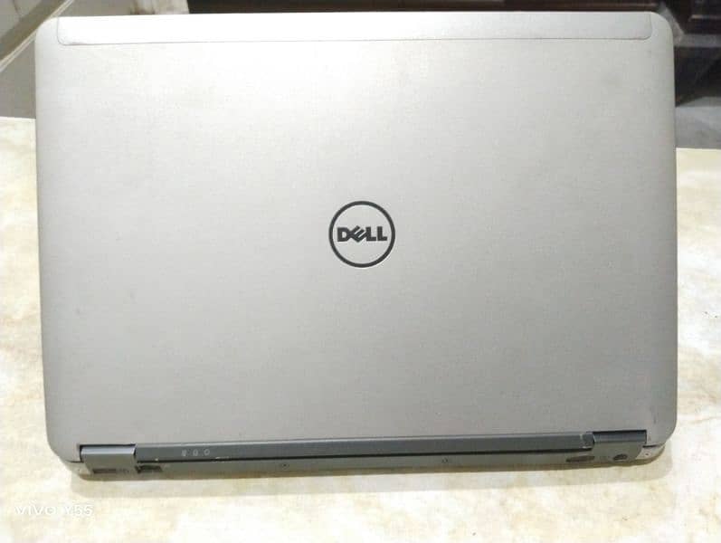 Dell Latitude Laptop  Core i5  4 Generation 1