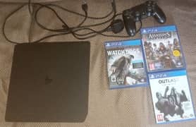 PS4 with 3 games