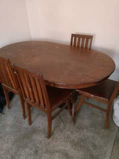 dining table with four chairs!