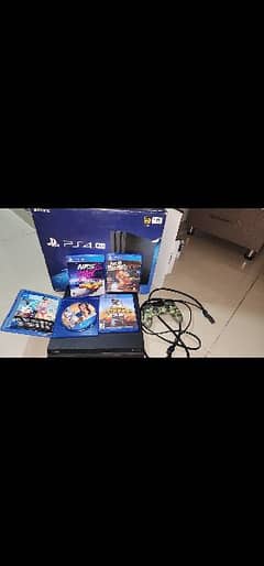 PS4 PRO 1TB WITH BOX