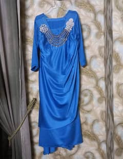 Royal n elegent style n cut line maxi