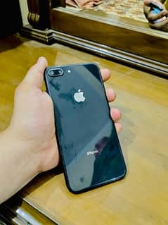 iPhone 8 plus bypss urgant sale call sim or WhatsApp 03095217140