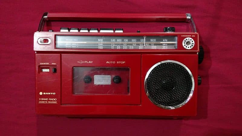 vintage Sanyo Tape recorder 50 years old Made in Japen 1