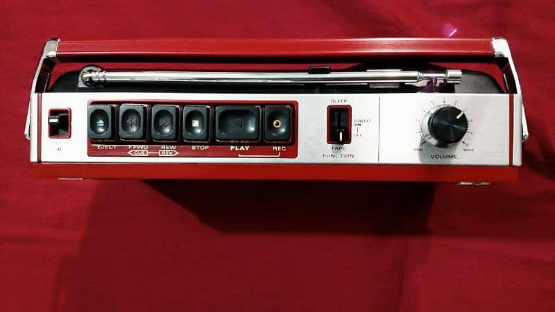 vintage Sanyo Tape recorder 50 years old Made in Japen 2