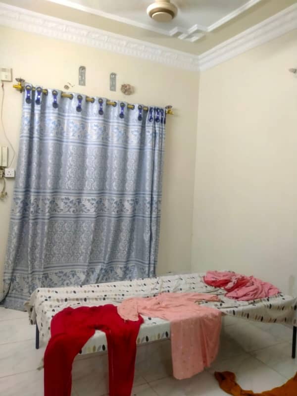 Flat 2 bed dd 1st floor available for rent in Shahbaz commercial 5