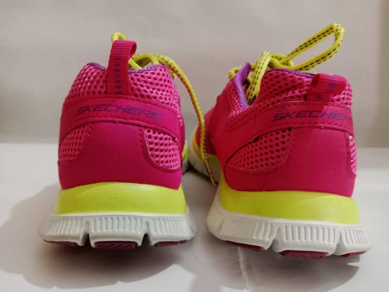 Original pink yellow sketchers sneakers 3