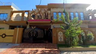10 Marla House Is Available For Sale In Nawab Town Raiwind Road Lahore