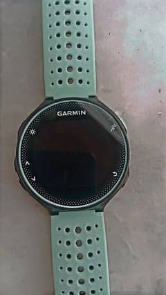 GARMIN  WATCH FORERUNNER 235 MADE FROM Taiwan but no have charge cabel