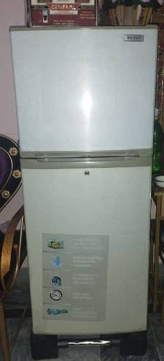 orient refrigerator behtreen condition