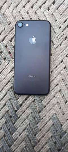 iPhone 7 all ok and original  Non pta everything is working .