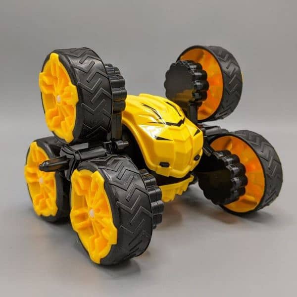 RC Stylish High Speed 360 Degree Rotatable  Stunt Flex Car 1