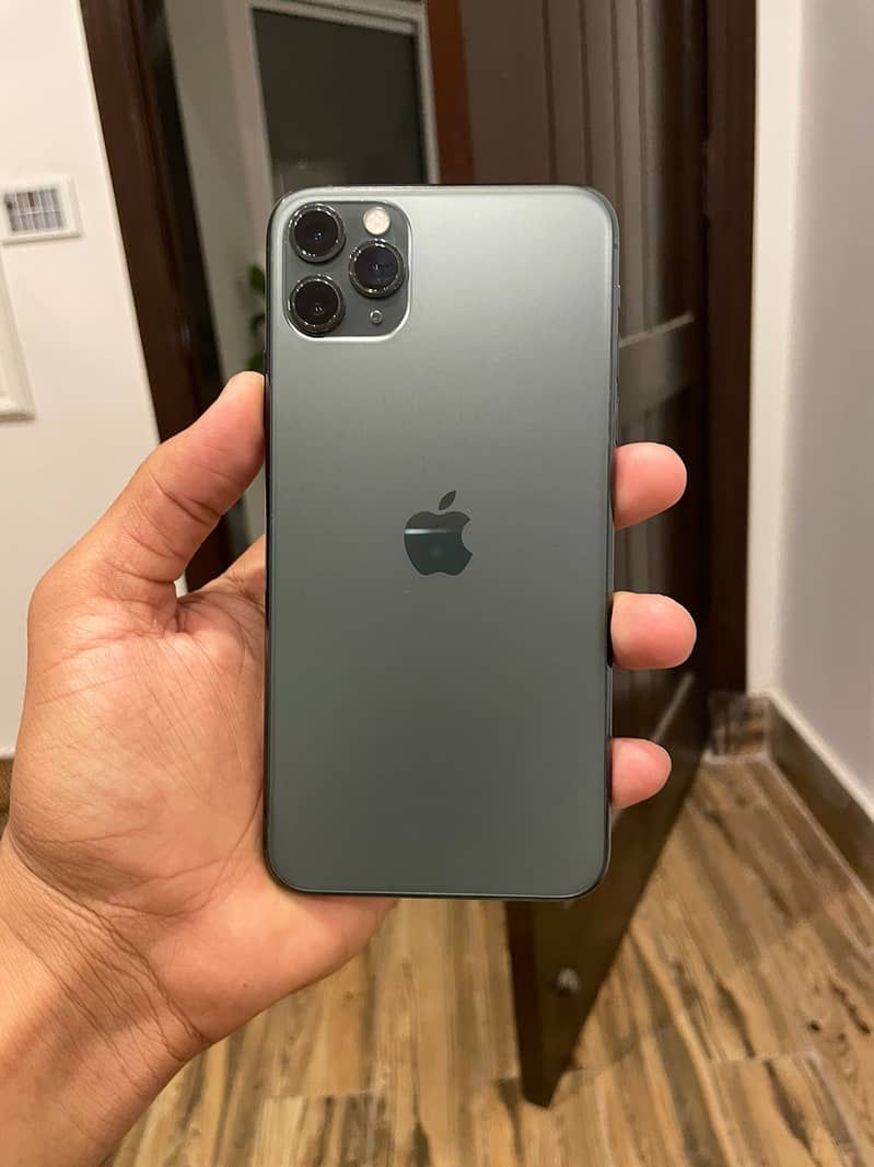 Iphone 11 Pro Max 256 GB PTA Approved With Box & Charger 1