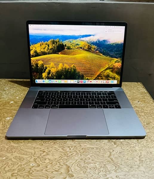 MacBook Pro 2019 i7 16gb ram 256gb ssd for sale 2