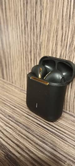 Air pods J18 TWS in new condition