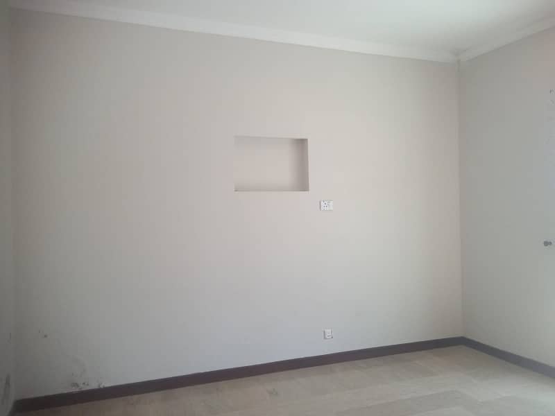 Kanal Reasonable Price Upper Portion For rent in dha phase 3 7