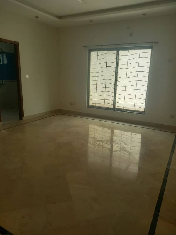 Kanal Reasonable Price Upper Portion For rent in dha phase 3 8