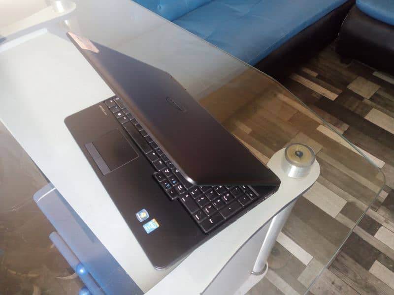 Dell Latitude E5540 (i7-4) 0