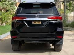 TOYOTA FORTUNER TOP OF THE LINE