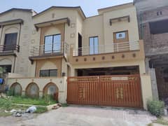 Bahria Town Phase 8 - 7 Marla Designer House 4 Beds With Attached Baths Outstanding Location On Investor Rate