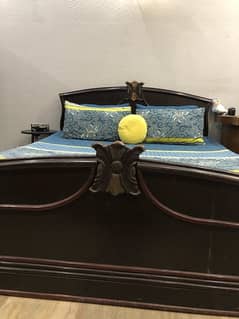 queen bed only