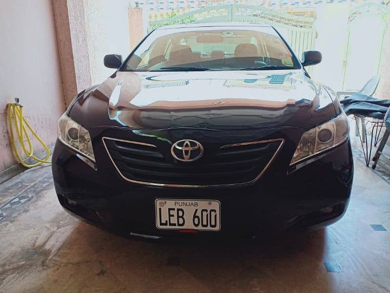 Toyota Camry 2006 model fully loaded and less driven 0