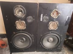 i am selling my woofers
