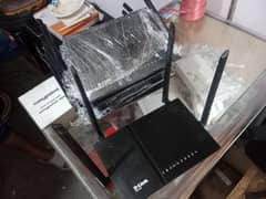 D-Link 825 dual band Wi-Fi router