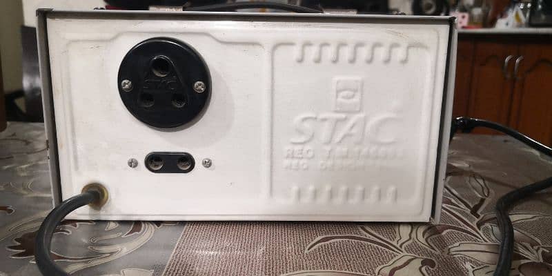 STAC Stabalizer 3200 Watts 2