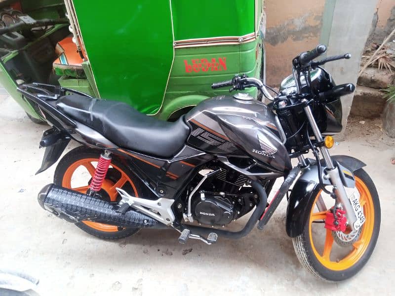 Honda CB 150f 9