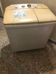 dawlance W-5200 washing machine in good condition available for sale
