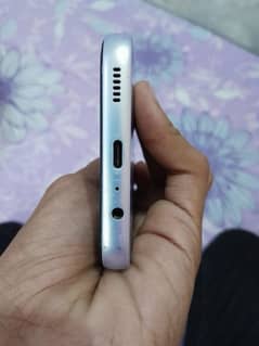 samsung a14 128gb good condition with box and charger